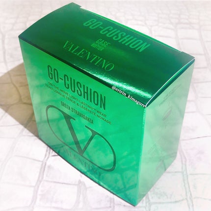 GO クッション グリーンストラヴァガンザ エディション(ケース)/ヴァレンティノ ビューティ/クッションファンデーションの画像