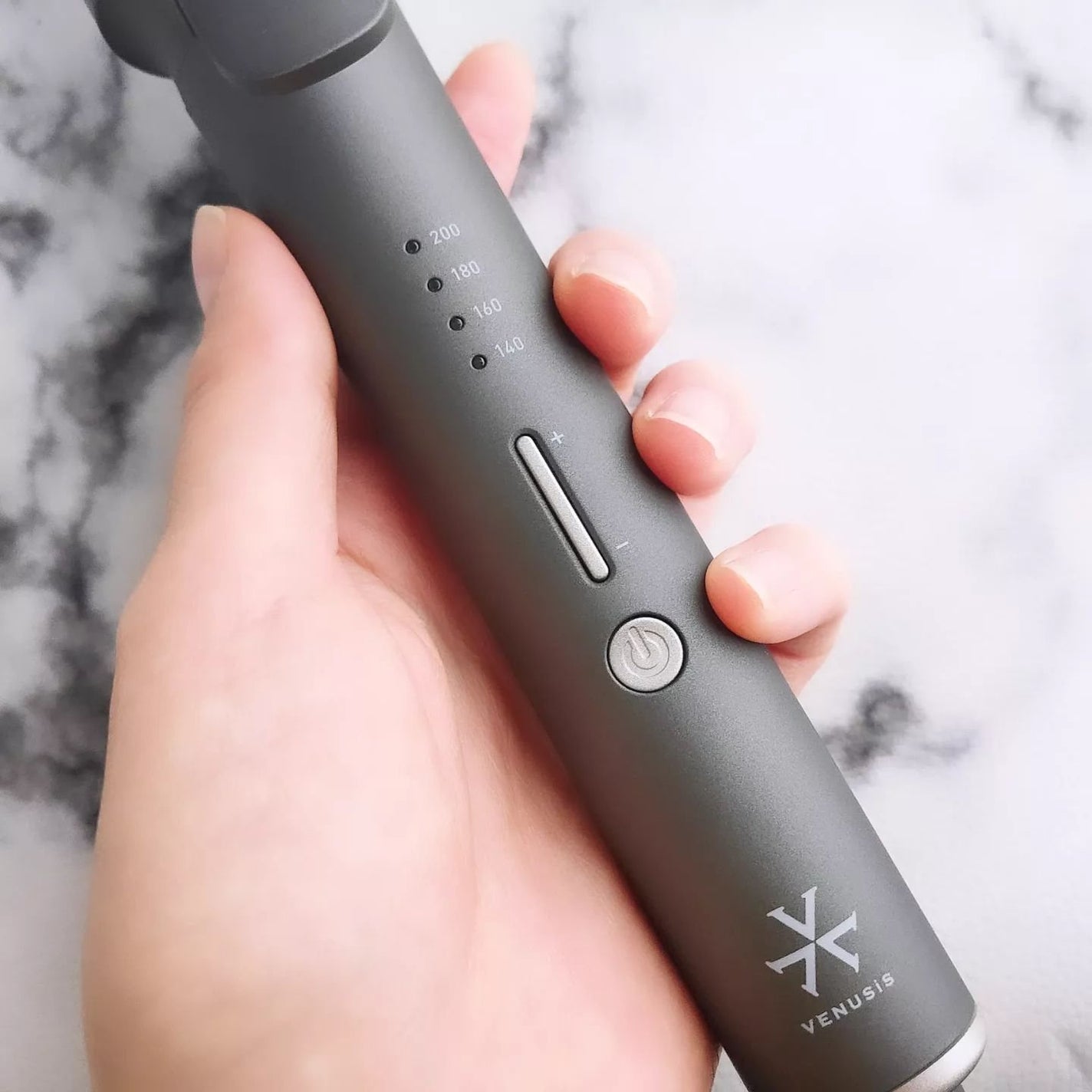 マイナスイオンカールアイロン 32mm VAC-8032E/VENUSiS/カールアイロンを使ったクチコミ(3枚目)