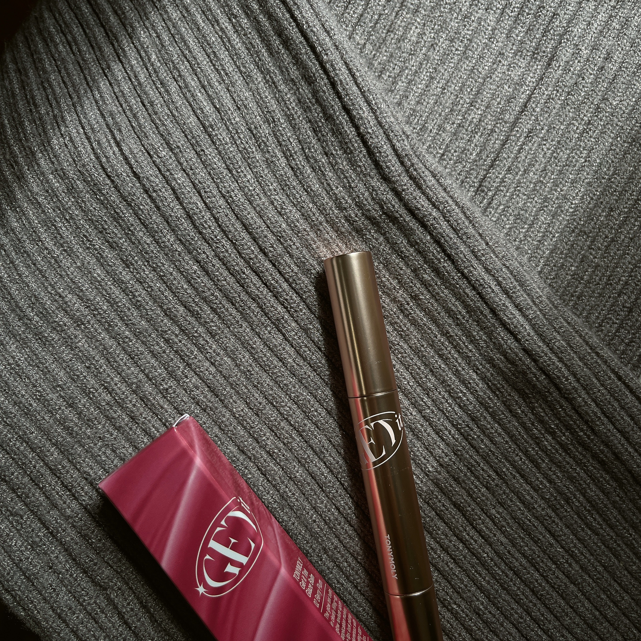 ゲットイットティントグレーズバーム/TONYMOLY/リップティントを使ったクチコミ（2枚目）