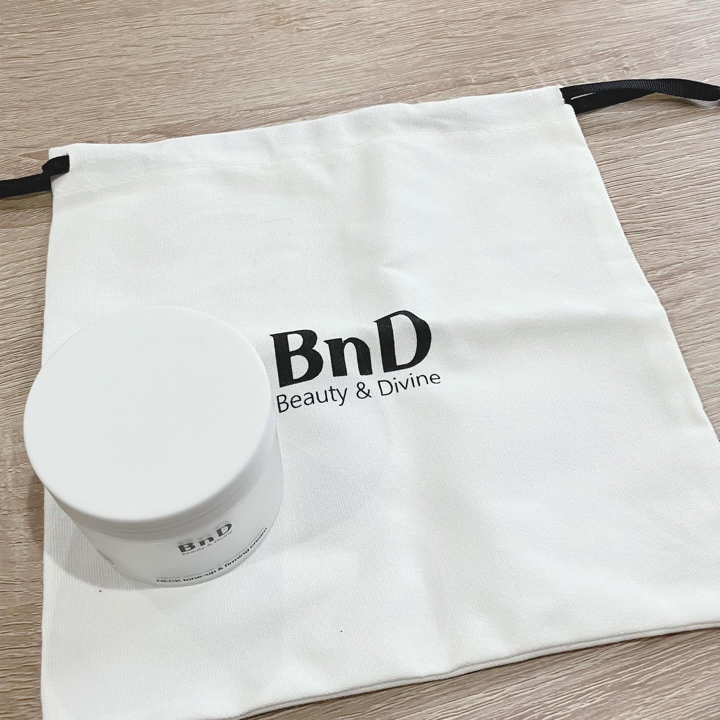 BnD ネックアイロン トーンアップ クリーム/BnD/ネック・デコルテケアを使ったクチコミ(3枚目)