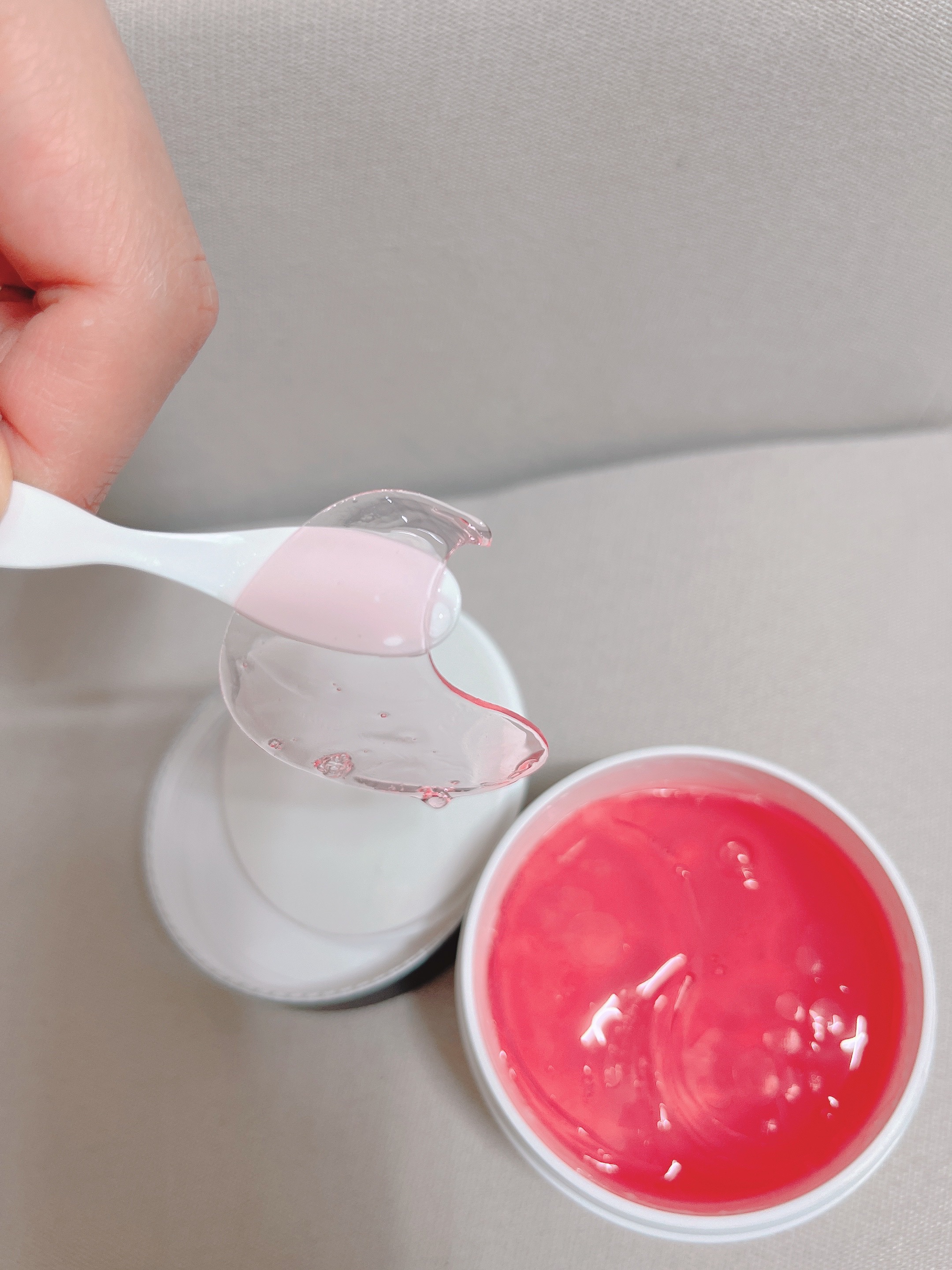 RXザ・ペプチドコラーゲン ハイドロゲルアイパッチ/COSRX/アイケア・アイクリームを使ったクチコミ（2枚目）