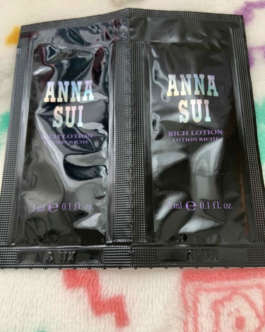 ANNA SUI リッチ ローションのクチコミ「私は保湿が欲しかったのでピンクにしました。
アルコール臭が結構します。
私的には、夏に使いたい.....」（3枚目）