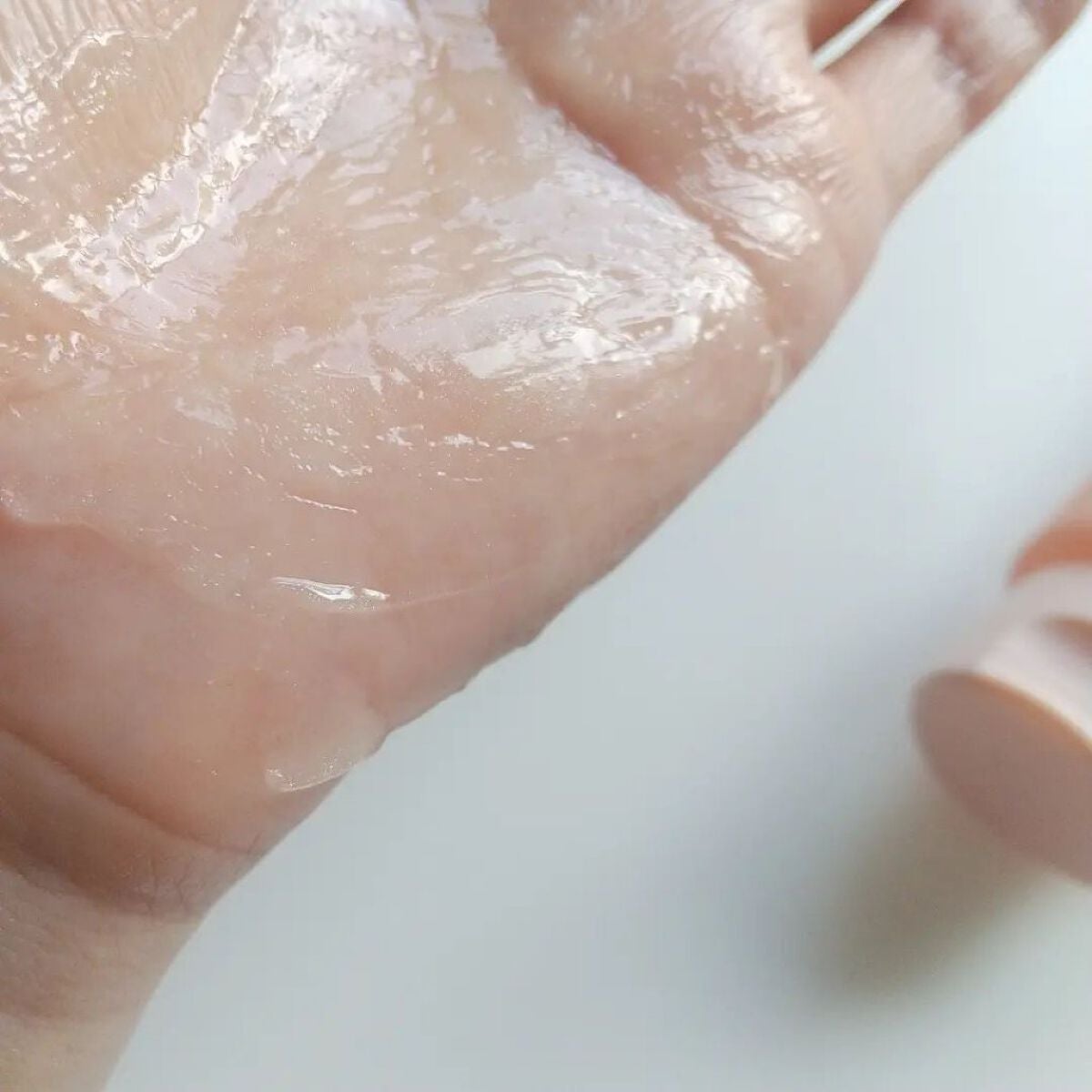 グロッシーパールジェル/mythm/ヘアジェルを使ったクチコミ(4枚目)