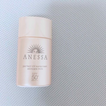 【この夏絶対焼けたくない人へ】
＿＿＿＿＿＿＿＿＿＿＿＿＿＿＿＿＿＿＿＿＿
▽ANESSA
▽パーフェクトUV スキンケアミルク
     SPF50+  PA ++++
▽￥１２００（参考価格）
＿＿