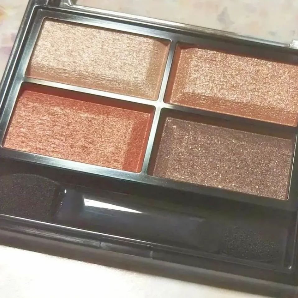 プリズム パウダーアイカラー/リンメル ロンドン/単色アイシャドウを使ったクチコミ（2枚目）