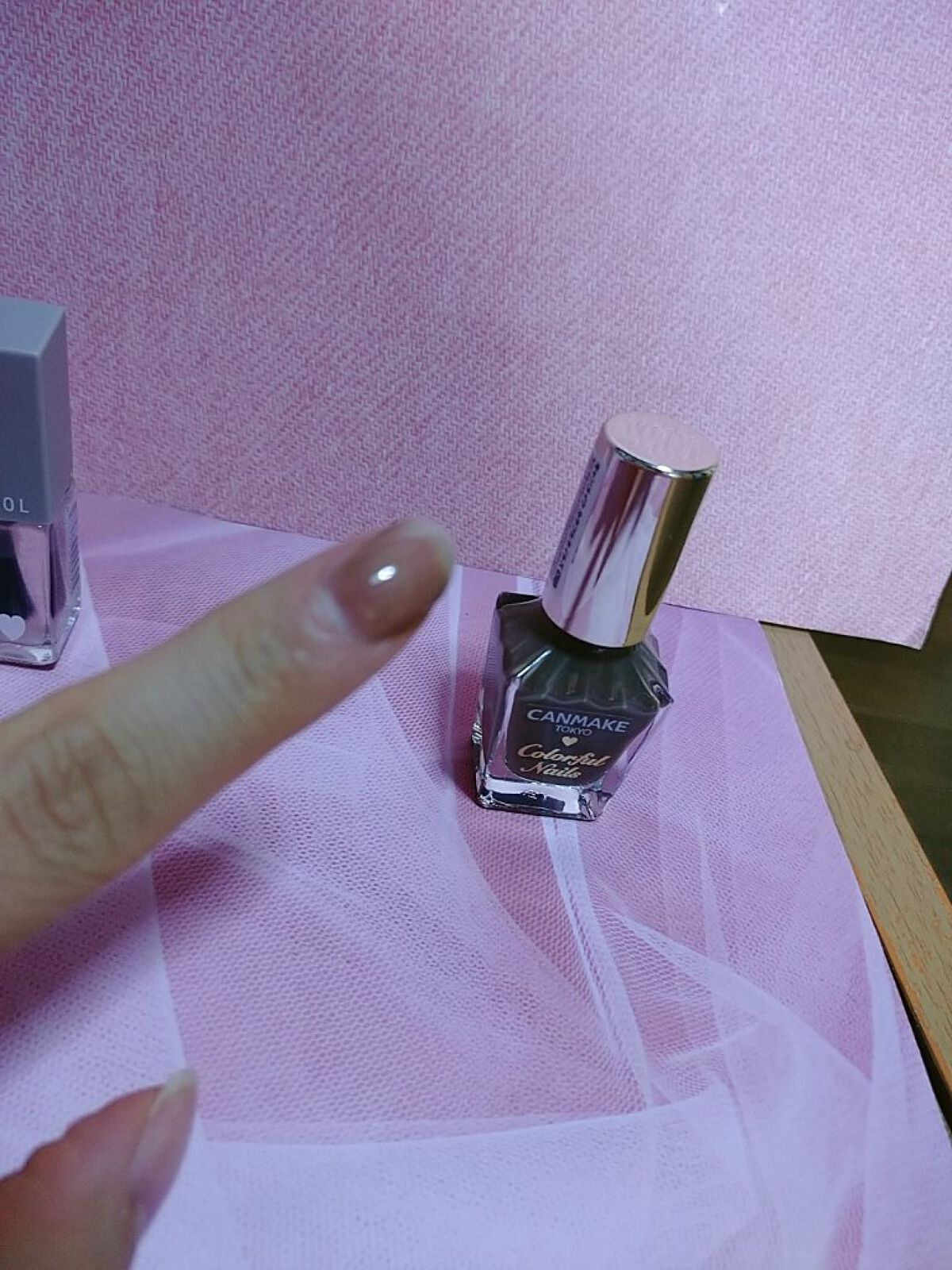 カラフルネイルズ N72 マロングラッセ/キャンメイク/マニキュアを使ったクチコミ（2枚目）