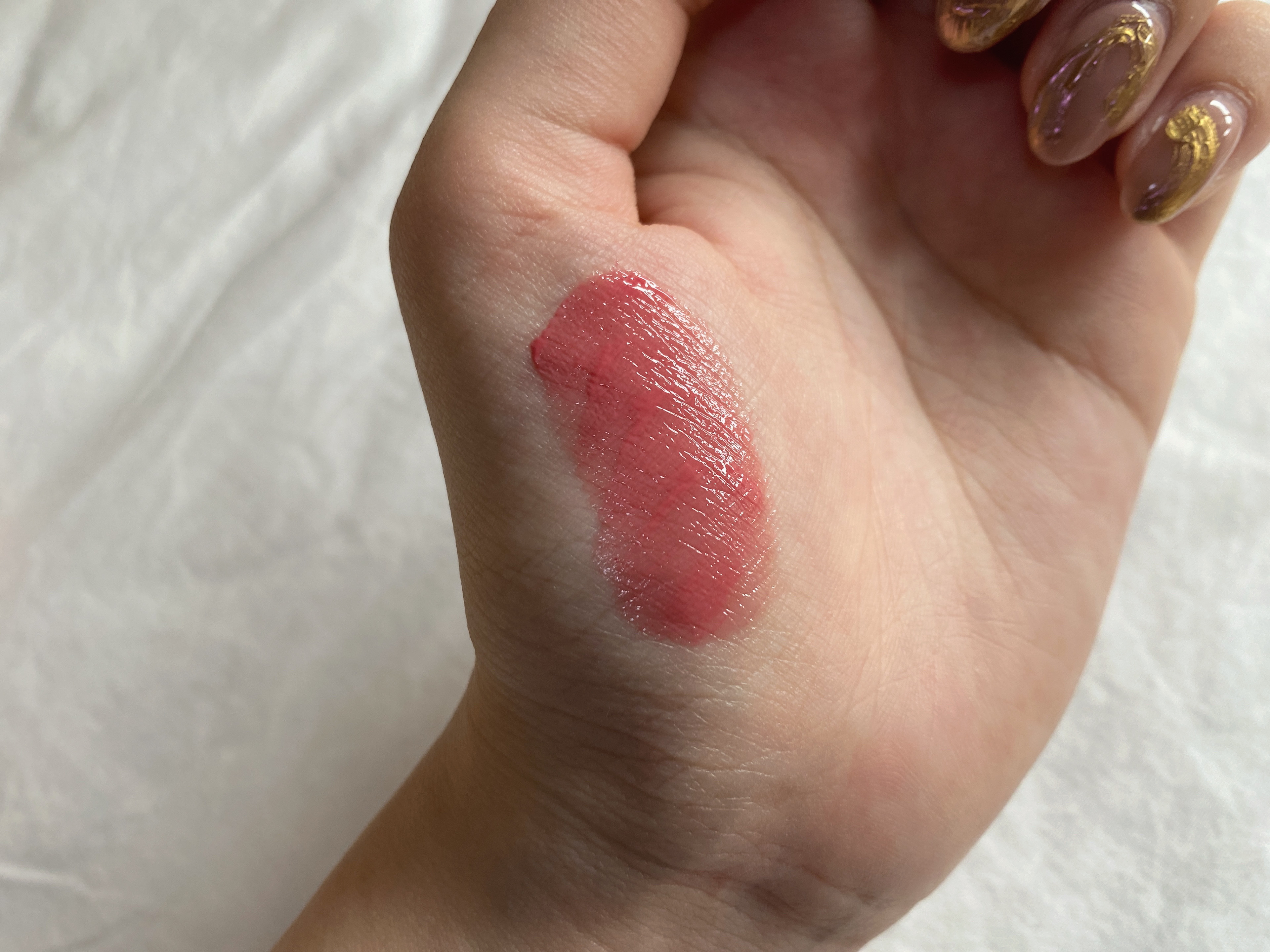 ジェリーイングヌードグロス/Laka/リップグロスを使ったクチコミ（2枚目）