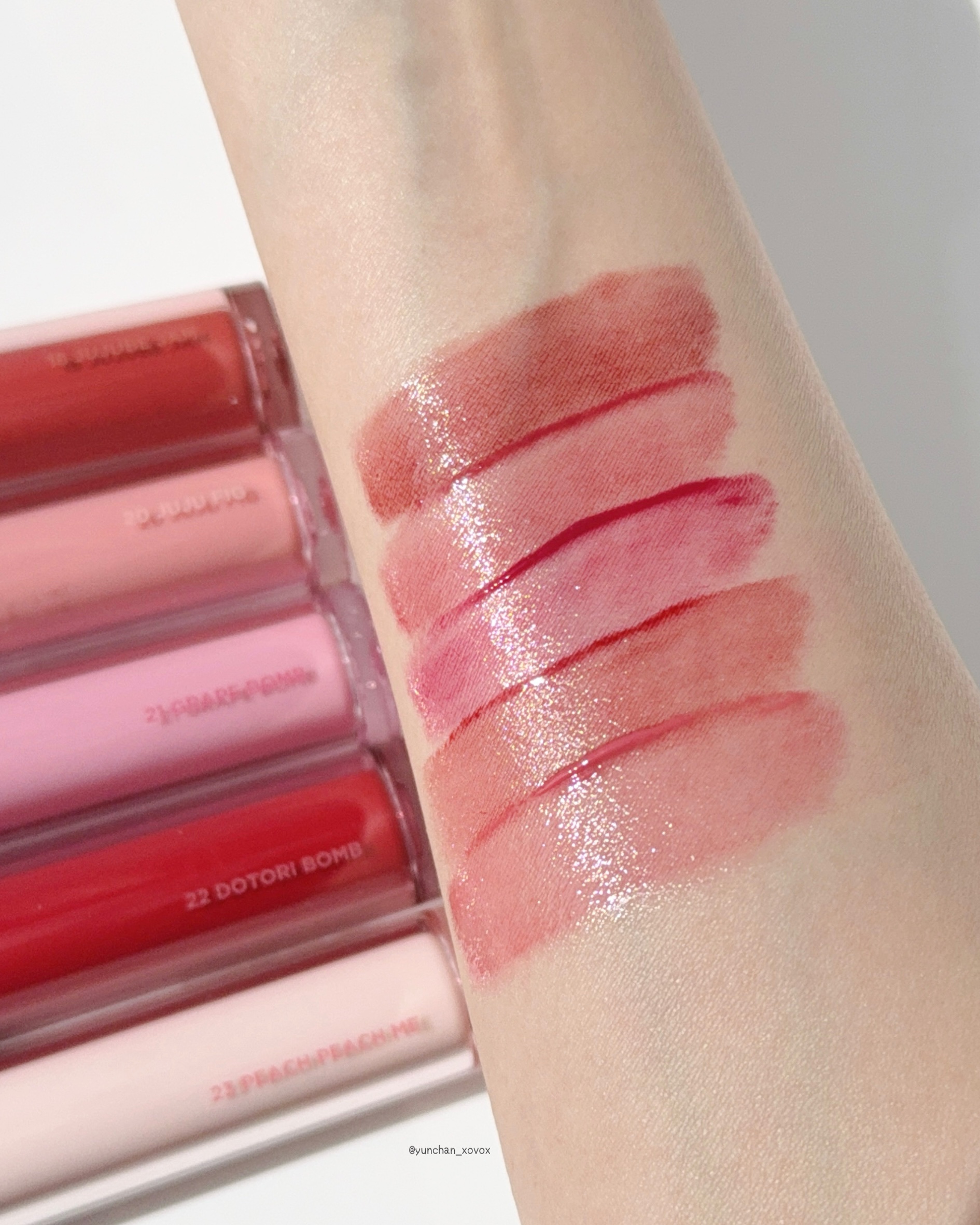 ザ ジューシーラスティングティント/rom&nd/リップティントを使ったクチコミ（3枚目）