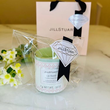 JILL STUART リップバーム マッチャクリームラテのクチコミ「JILSTUART
LipBalm
Matcha Cream Latte

パケがかわいいジル.....」（3枚目）