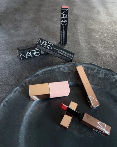 アフターグロー　センシュアルシャイン　リップスティック/NARS/口紅を使ったクチコミ（3枚目）