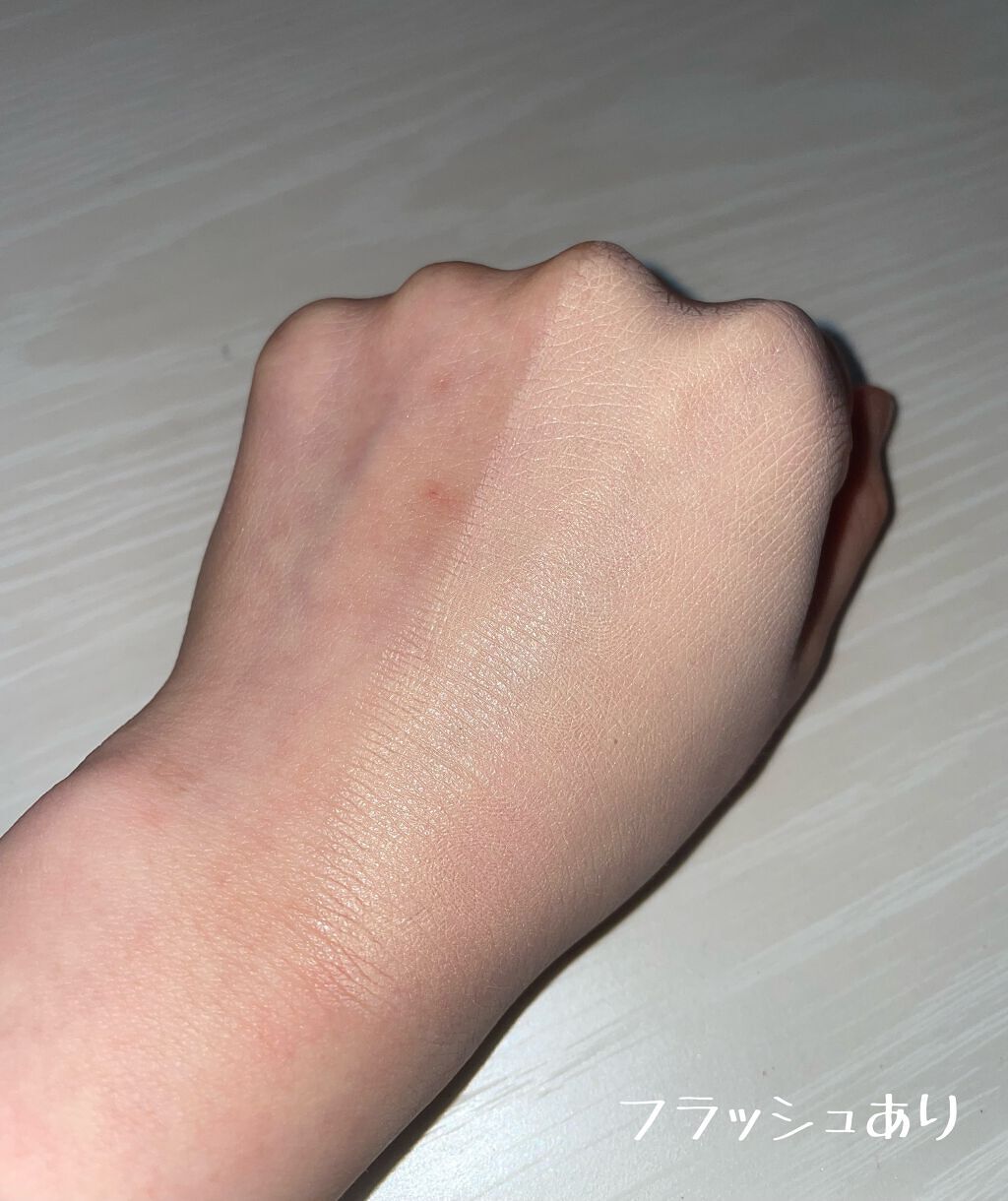 プリズム・リーブル・スキンケアリング・グロウ 1-W100/GIVENCHY/リキッドファンデーションを使ったクチコミ（3枚目）