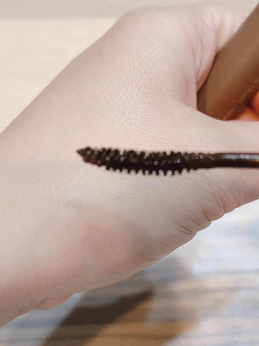 ハンオールフィックスマスカラ L03 ロングヘーゼル(LONG HAZEL)/rom&nd/マスカラを使ったクチコミ（2枚目）