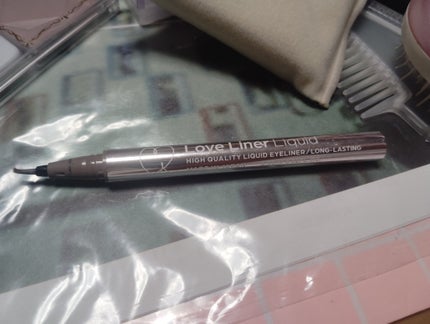 リキッドアイライナーR4/ラブ・ライナー/リキッドアイライナーを使ったクチコミ(1枚目)