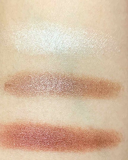 トーンアップアイシャドウ/CEZANNE/アイシャドウパレットを使ったクチコミ(3枚目)