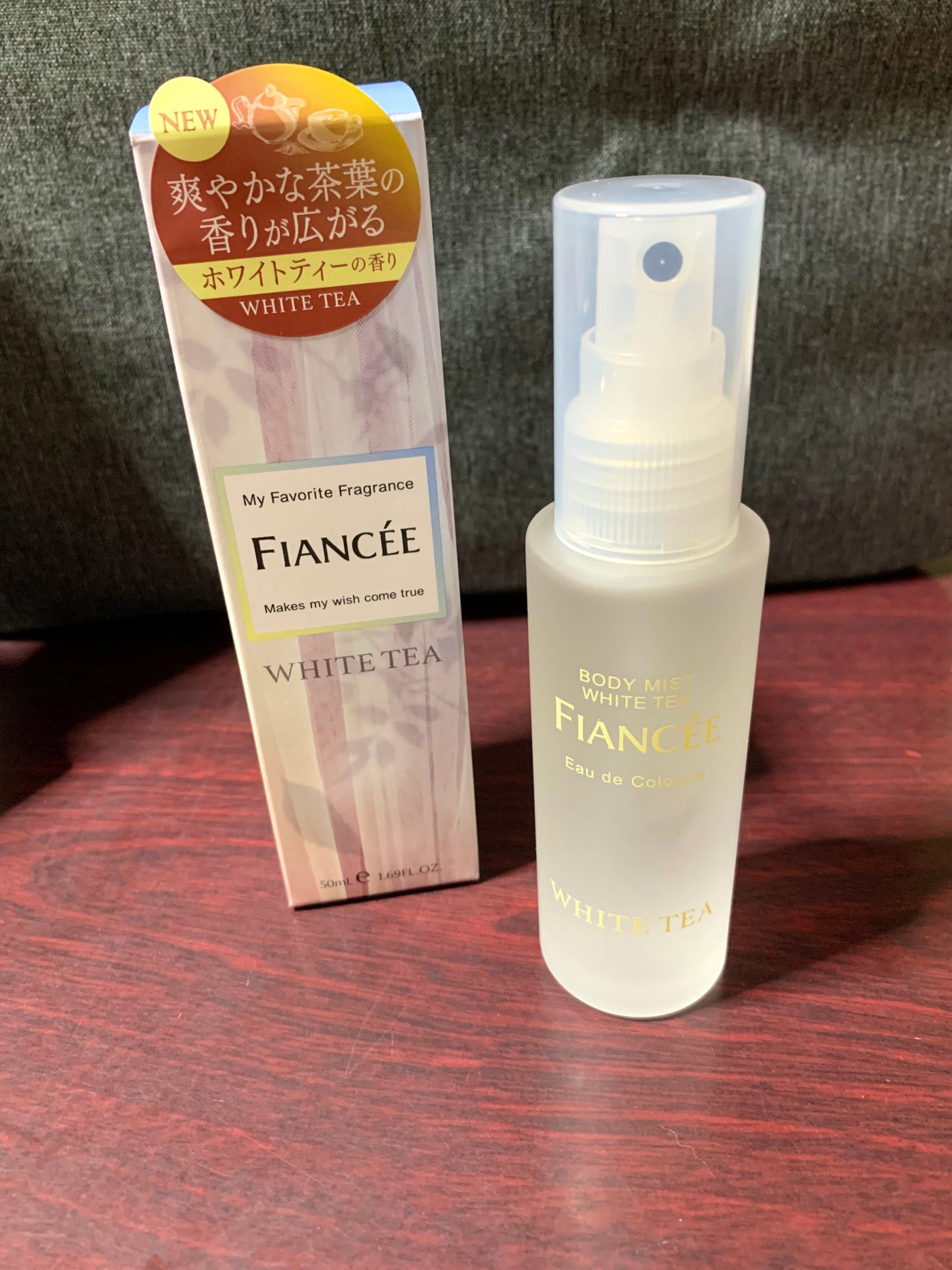ボディミスト ホワイトティーの香り/フィアンセ/香水を使ったクチコミ(1枚目)