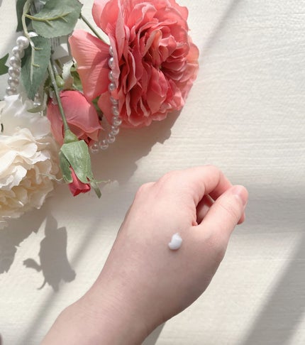 ユースエイジヒアルロン酸アイクリーム/SNP/アイケア・アイクリームを使ったクチコミ(3枚目)