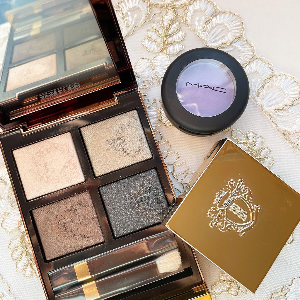 パウダー キス アイシャドウ サッチ ア チュール/M・A・C/単色アイシャドウを使ったクチコミ（1枚目）