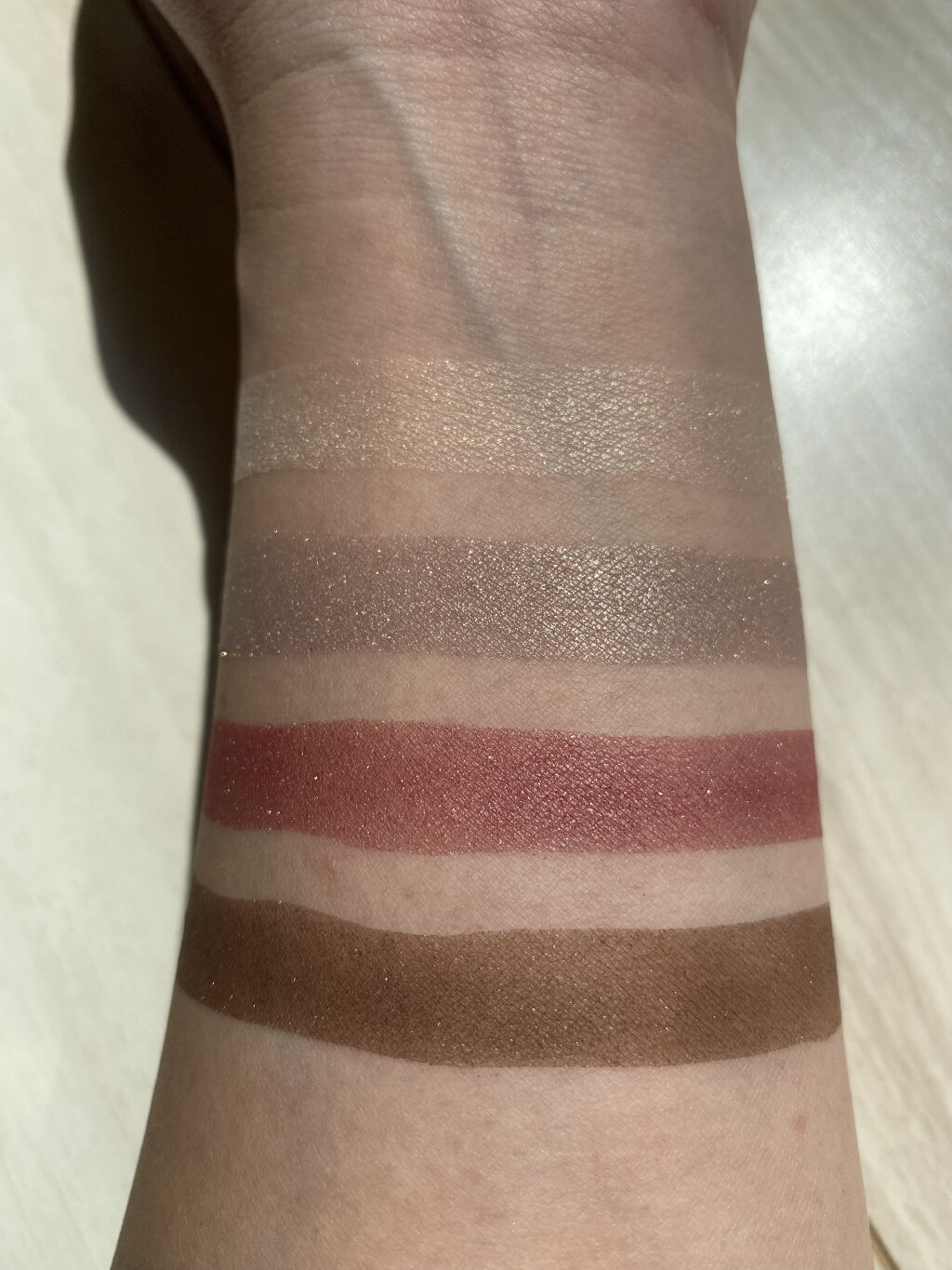 リュクス アイシャドウ リッチ ジェムストーン/BOBBI BROWN/単色アイシャドウを使ったクチコミ（3枚目）