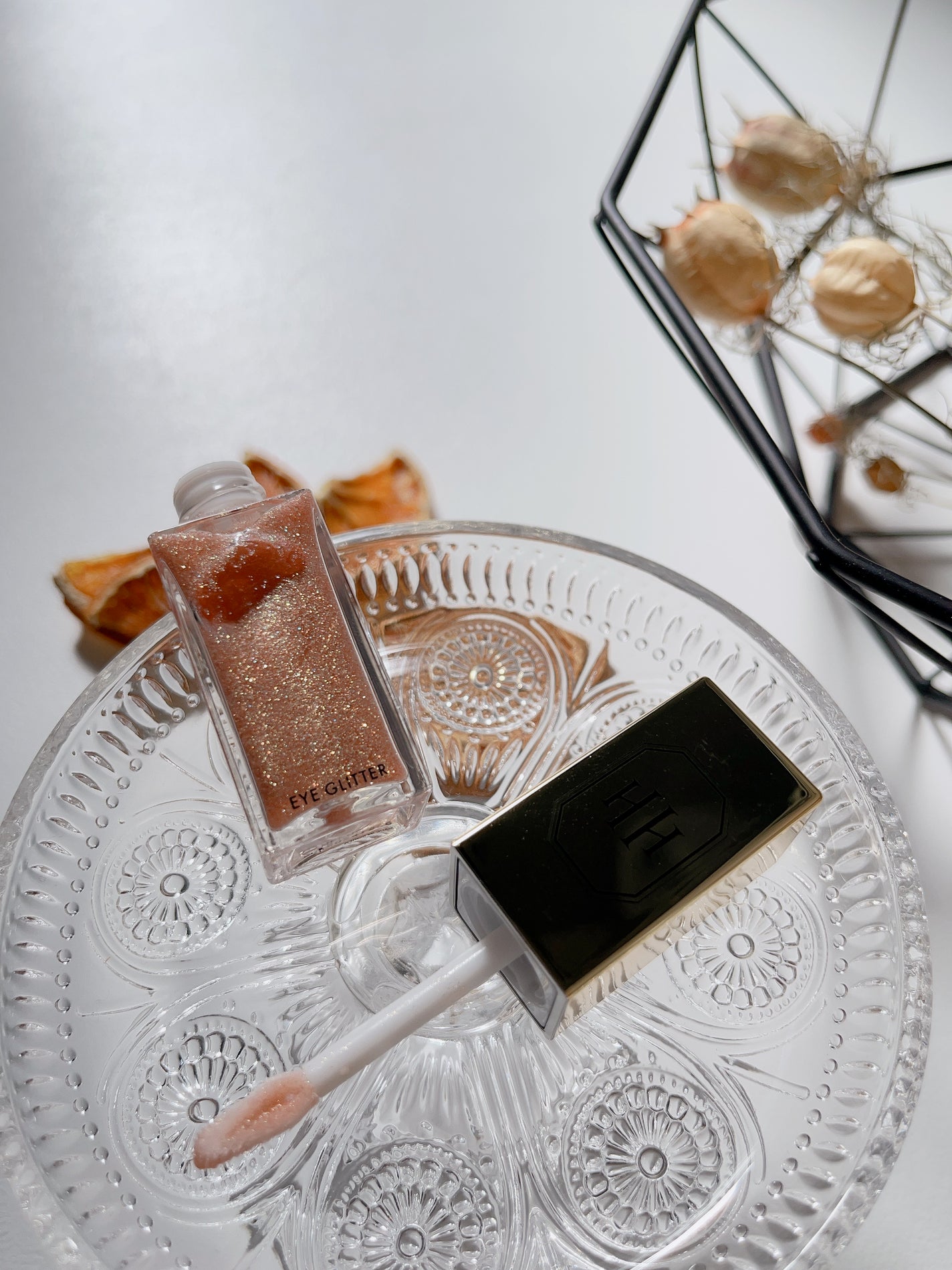 ラ・メイクハイアルアイズ/H×H/ジェル・クリームアイシャドウを使ったクチコミ(1枚目)