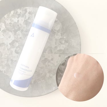 AESTURA アトバリア365クリームミストのクチコミ「セラミドの力で保湿をしてくれるミスト🌿

韓国の皮膚科で処方されるくらいの商品のようで、
購入.....」（2枚目）