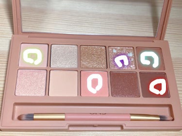 brown on LIPS 「CLIOPROEYEPALETTE#CORALTALKを使って..」（3枚目）