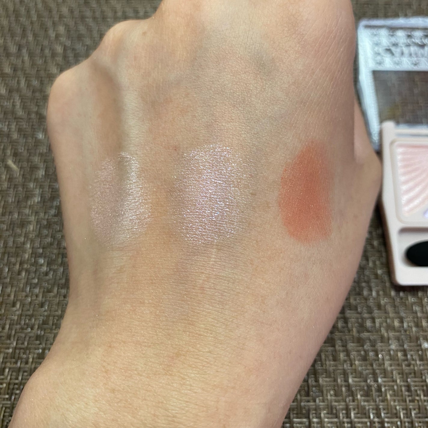 ジューシーピュアアイズ/キャンメイク/アイシャドウパレットを使ったクチコミ(4枚目)