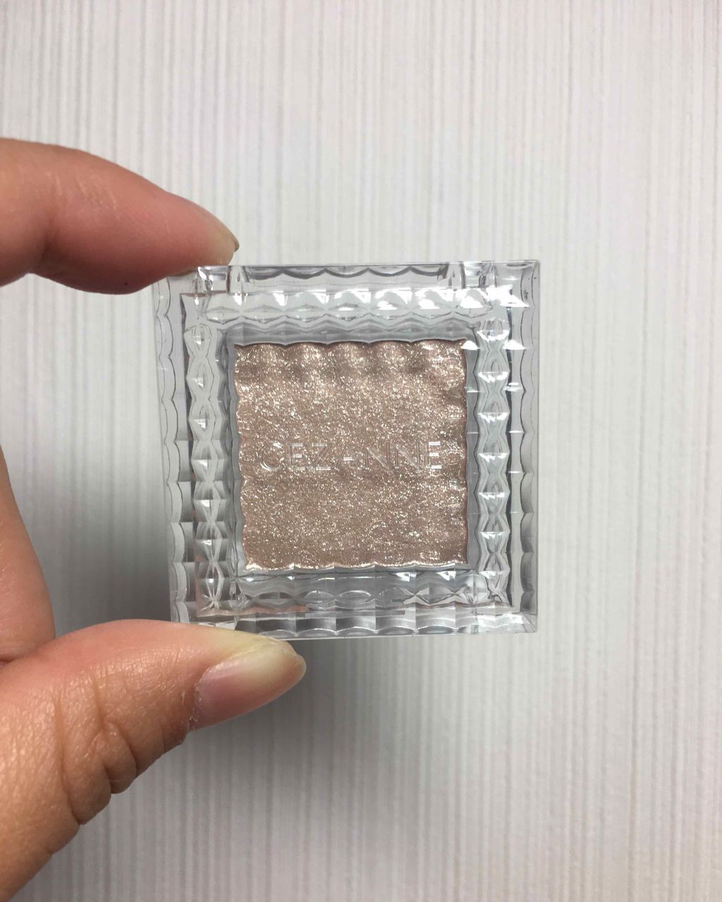 シングルカラーアイシャドウ/CEZANNE/単色アイシャドウを使ったクチコミ（1枚目）