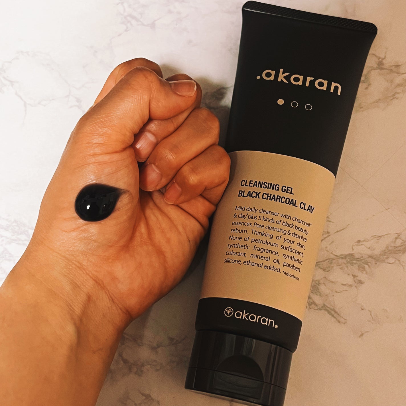 ブラックジェルクレンジング/.akaran/クレンジングジェルを使ったクチコミ(2枚目)