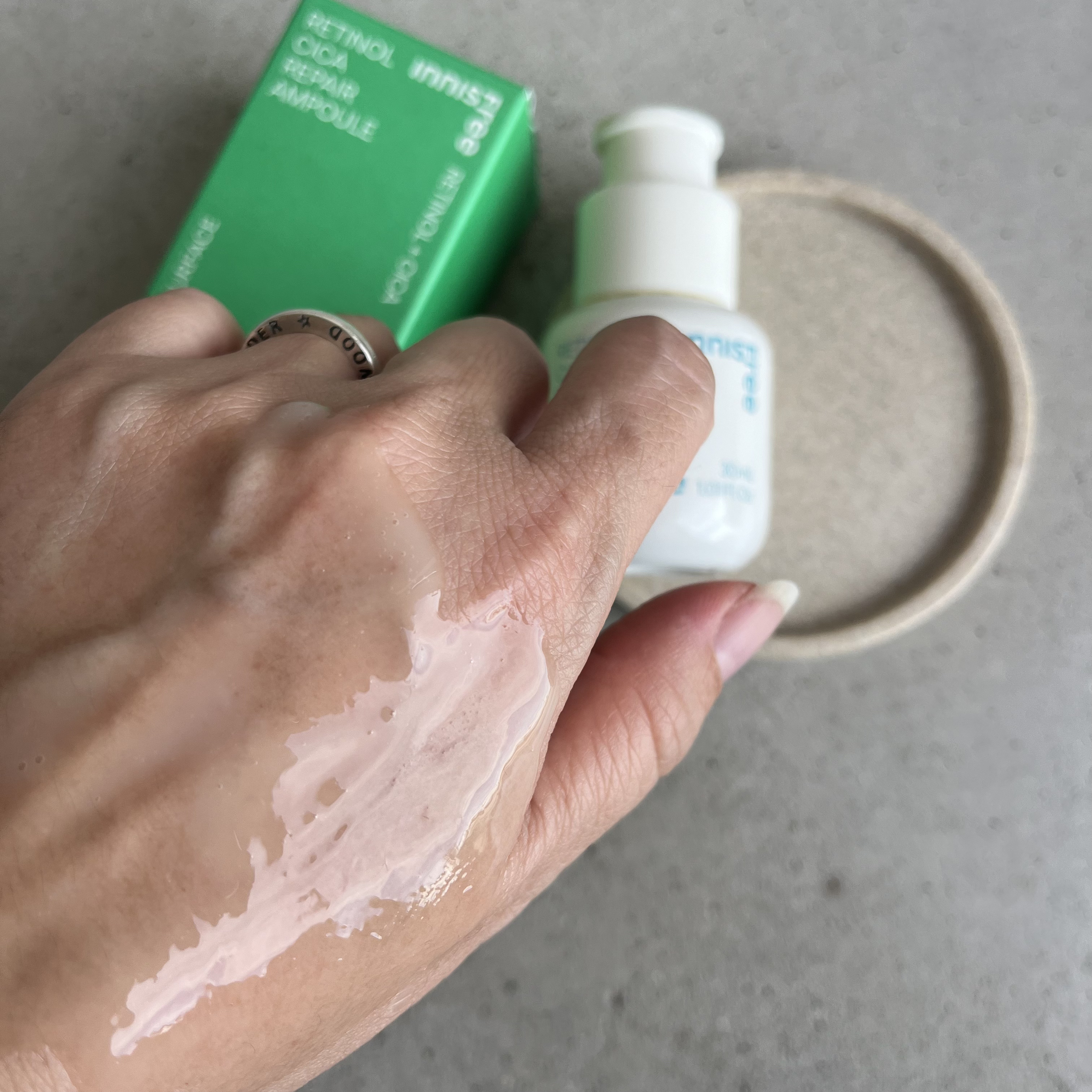 レチノール　シカ　リペア　セラム/innisfree/美容液を使ったクチコミ（3枚目）