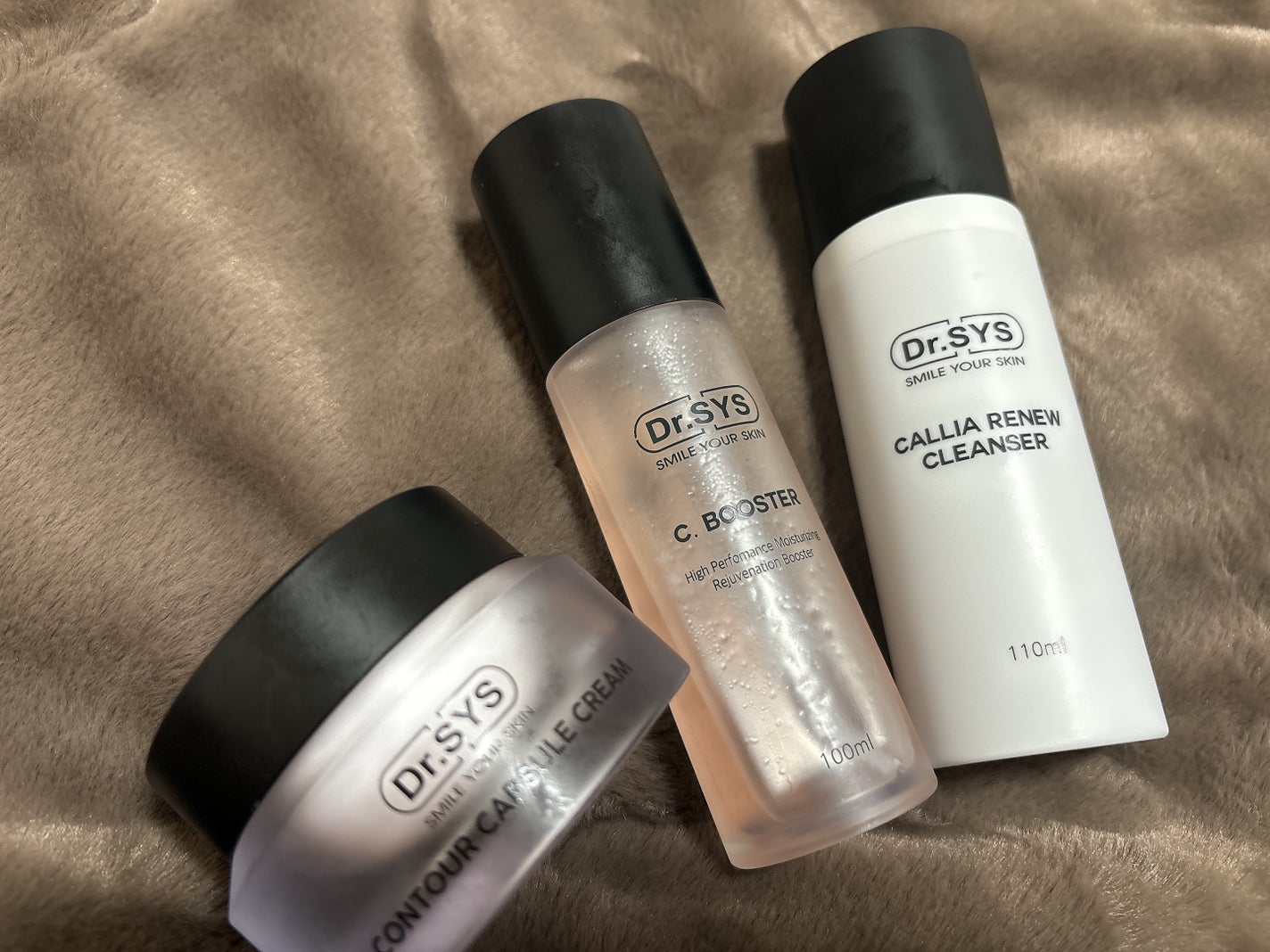 momo on LIPS 「Dr.SYS(右側から)➀クレンジング 税込4,900円 ..」(1枚目)