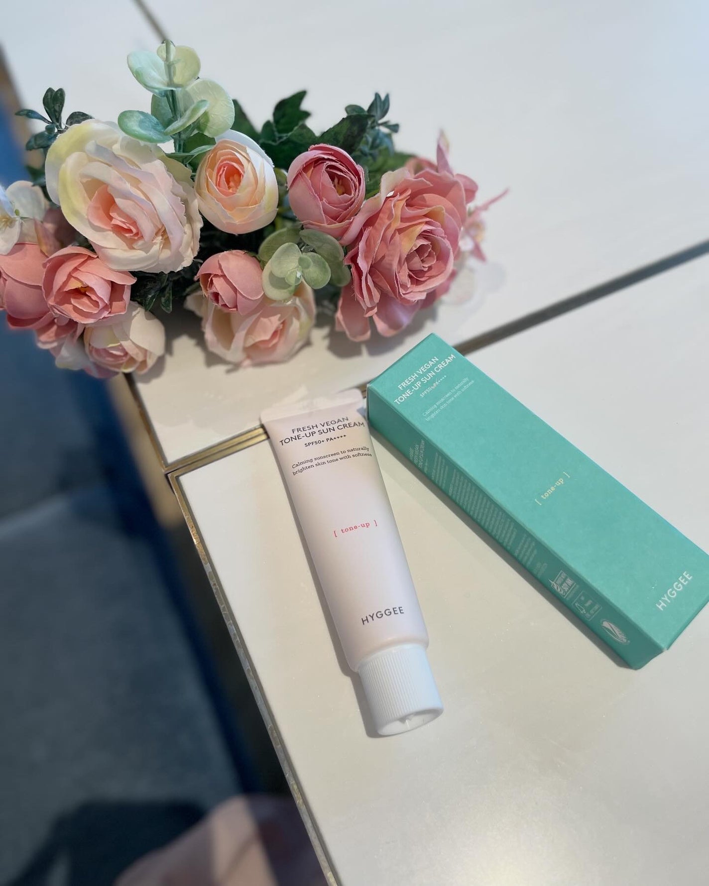 フレッシュヴィーガントーンアップサンクリーム/HYGGEE/日焼け止めクリームを使ったクチコミ(2枚目)