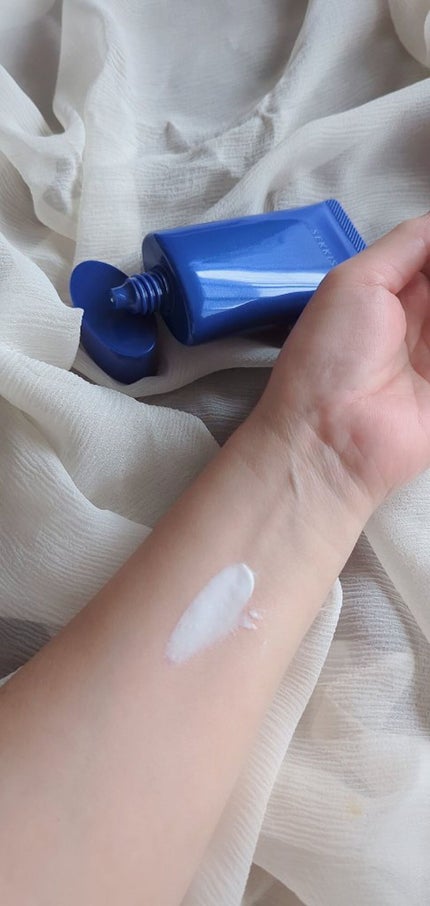 クリアウェルネス UVエッセンスジェル/雪肌精/日焼け止めジェルを使ったクチコミ(3枚目)