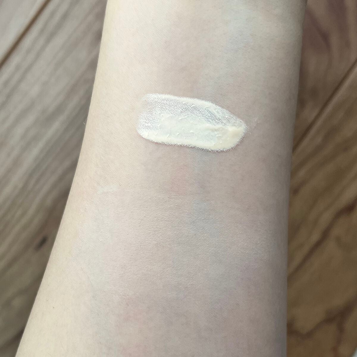 マスクフィットトーンアップエッセンス/TIRTIR(ティルティル)/化粧下地を使ったクチコミ(2枚目)