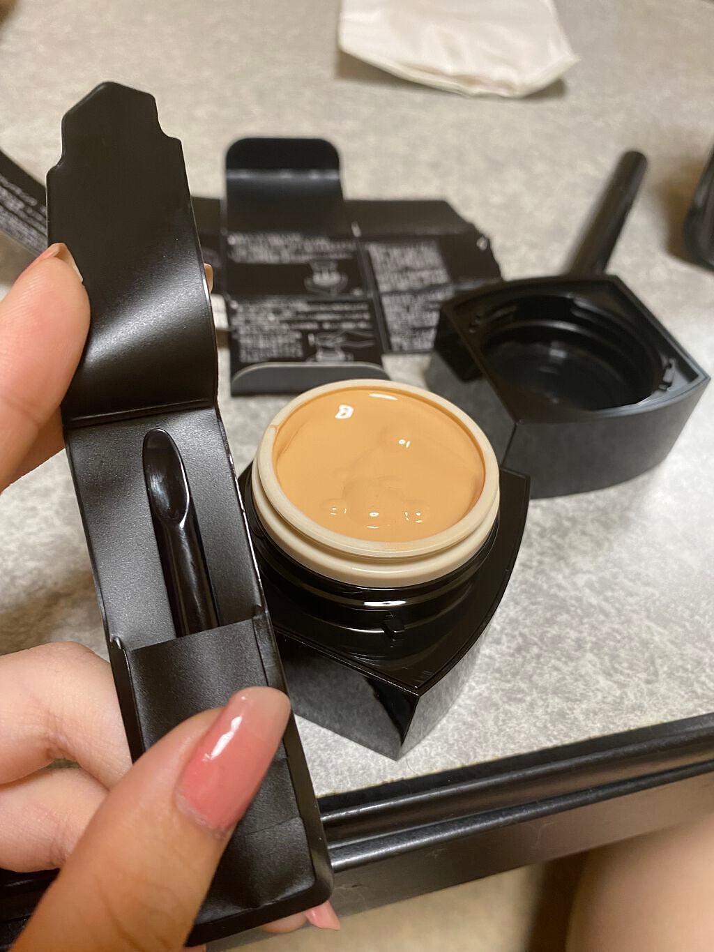 ハイドレイティング カラークリーム/B.A/リキッドファンデーションを使ったクチコミ(4枚目)