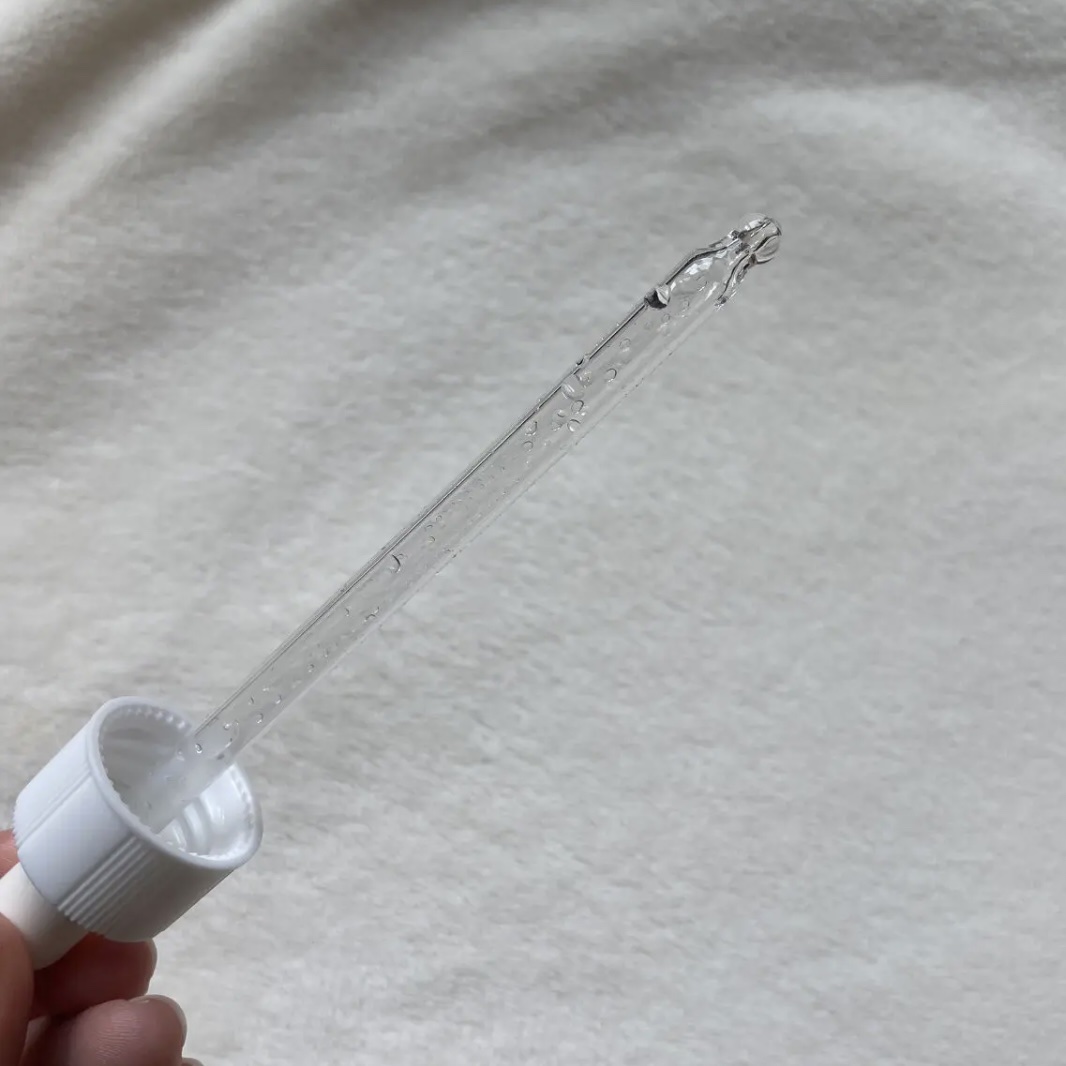 ガラクナイアシン2.0エッセンス/manyo/美容液を使ったクチコミ（2枚目）