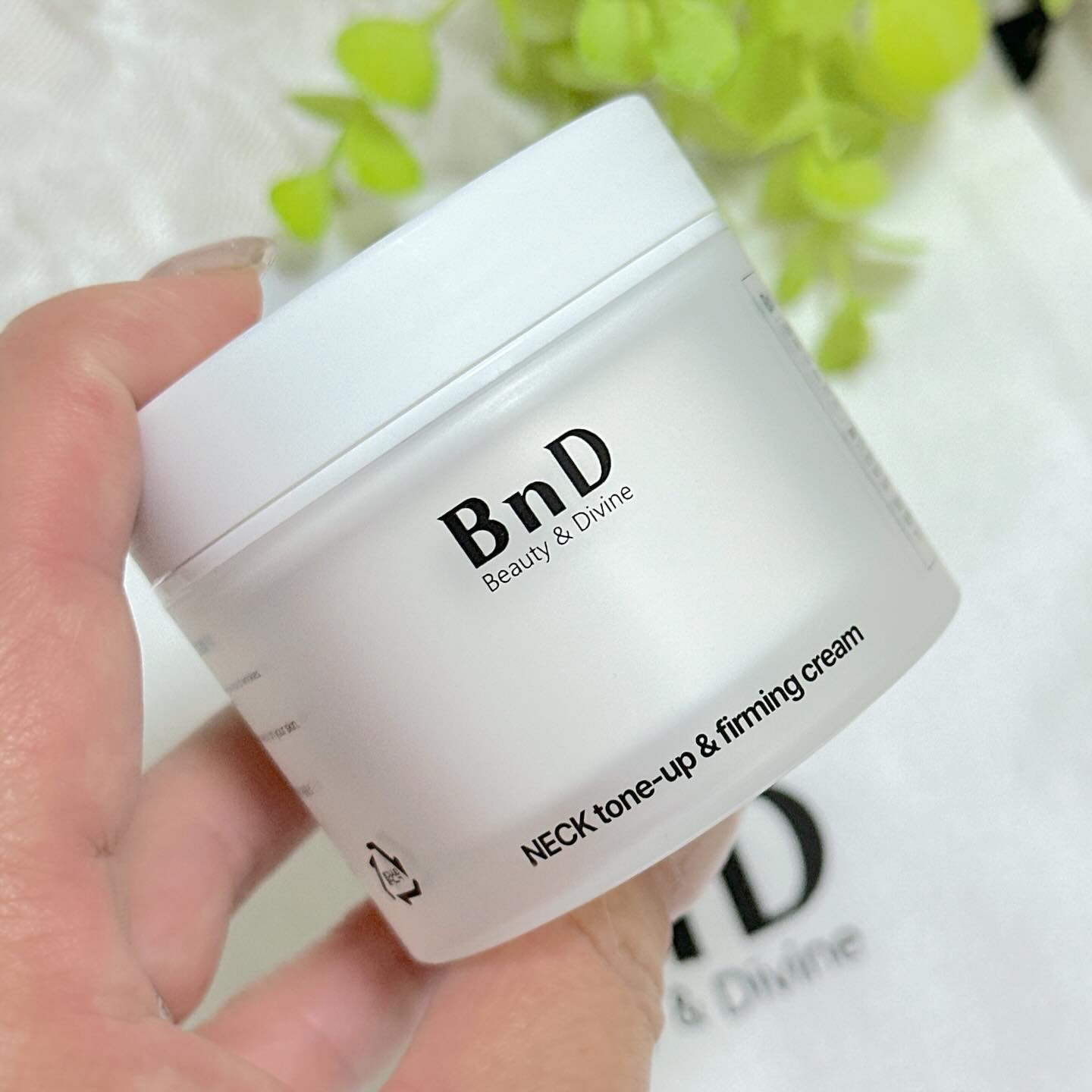 BnD ネックアイロン トーンアップ クリーム/BnD/ネック・デコルテケアを使ったクチコミ（2枚目）