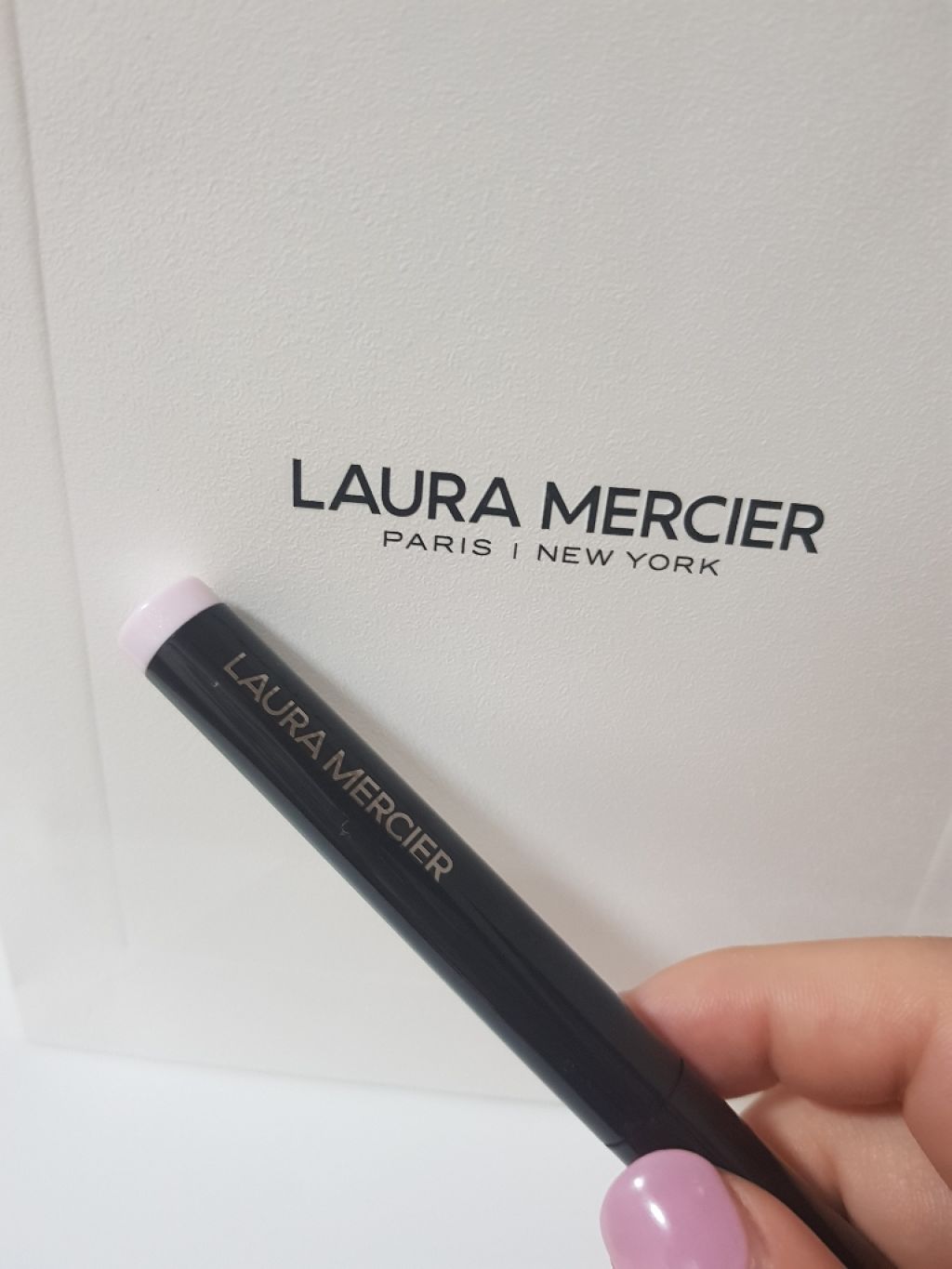 キャビアスティック アイカラー/ローラ メルシエ/スティックアイシャドウを使ったクチコミ(1枚目)