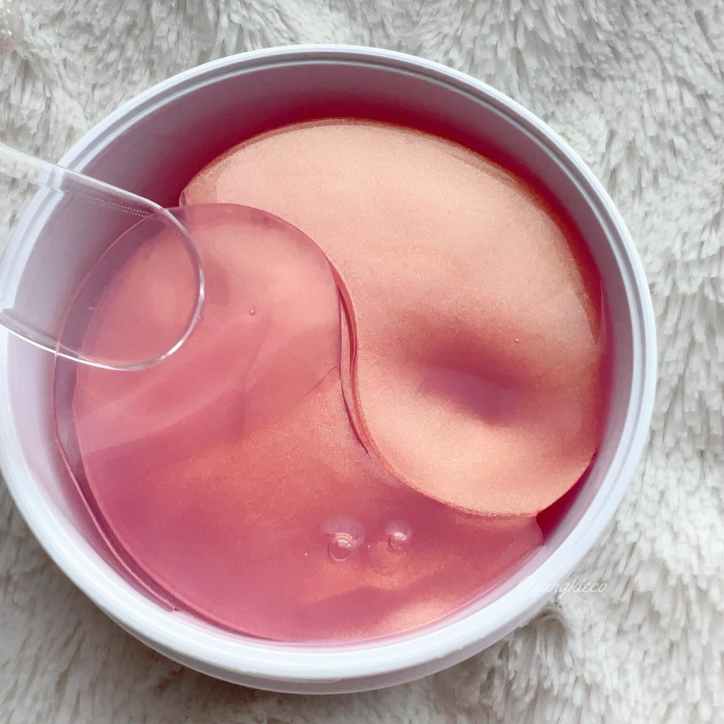 misoli Retinol & Collagen Hydrogel Eye Patches/misoli/シートマスク・パックを使ったクチコミ（3枚目）