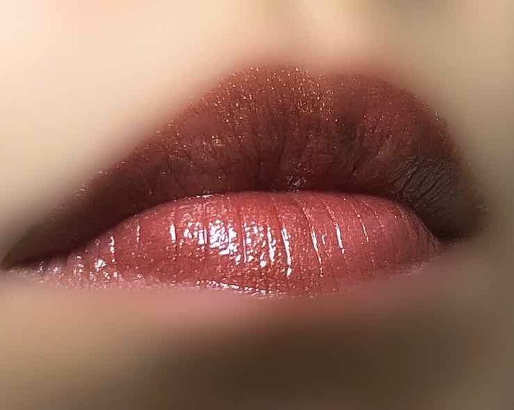 アクアリィ ブースト リップラッカー/リンメル ロンドン/リップグロスを使ったクチコミ(3枚目)