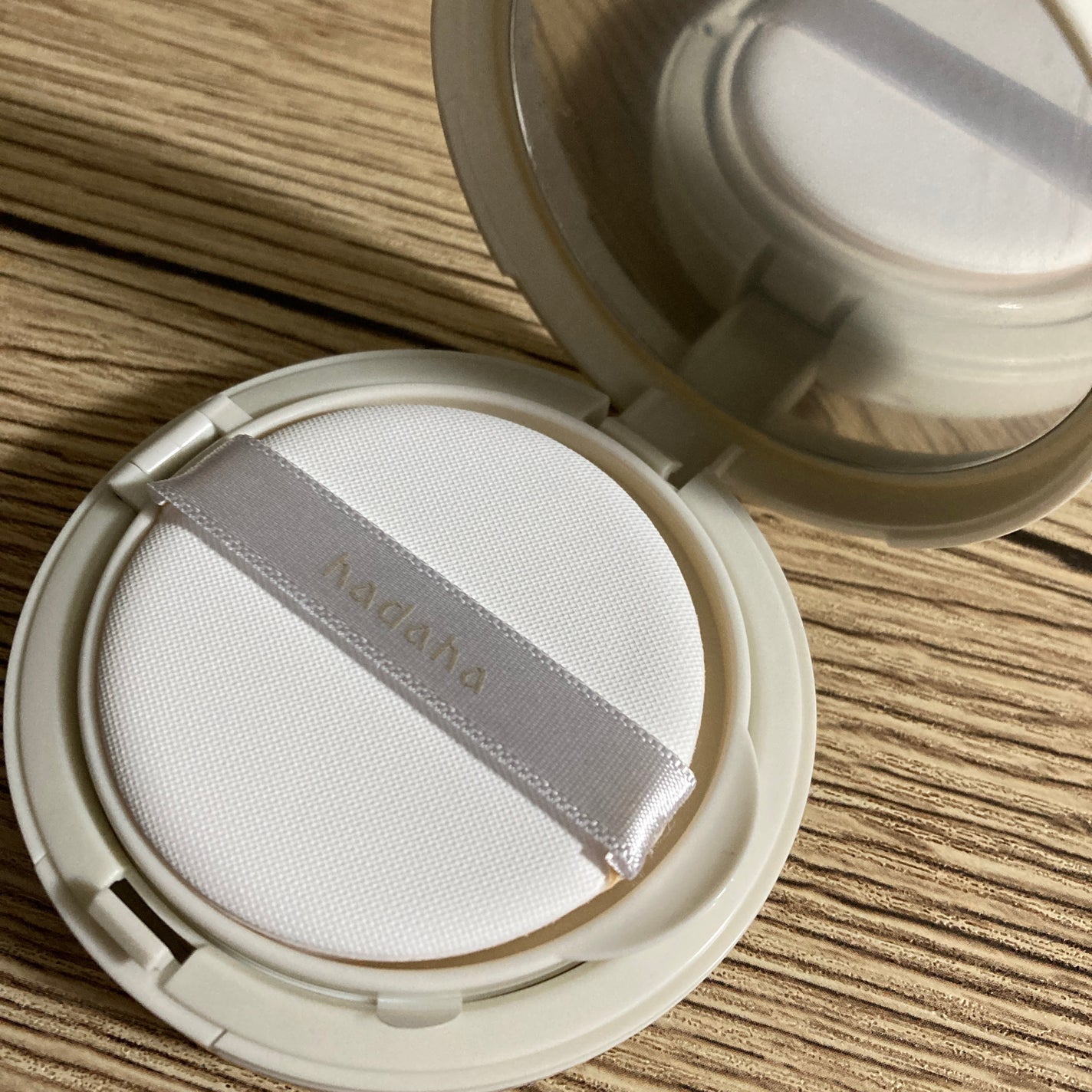 モイスチャーフィットクッション/hadaha/クッションファンデーションを使ったクチコミ(2枚目)