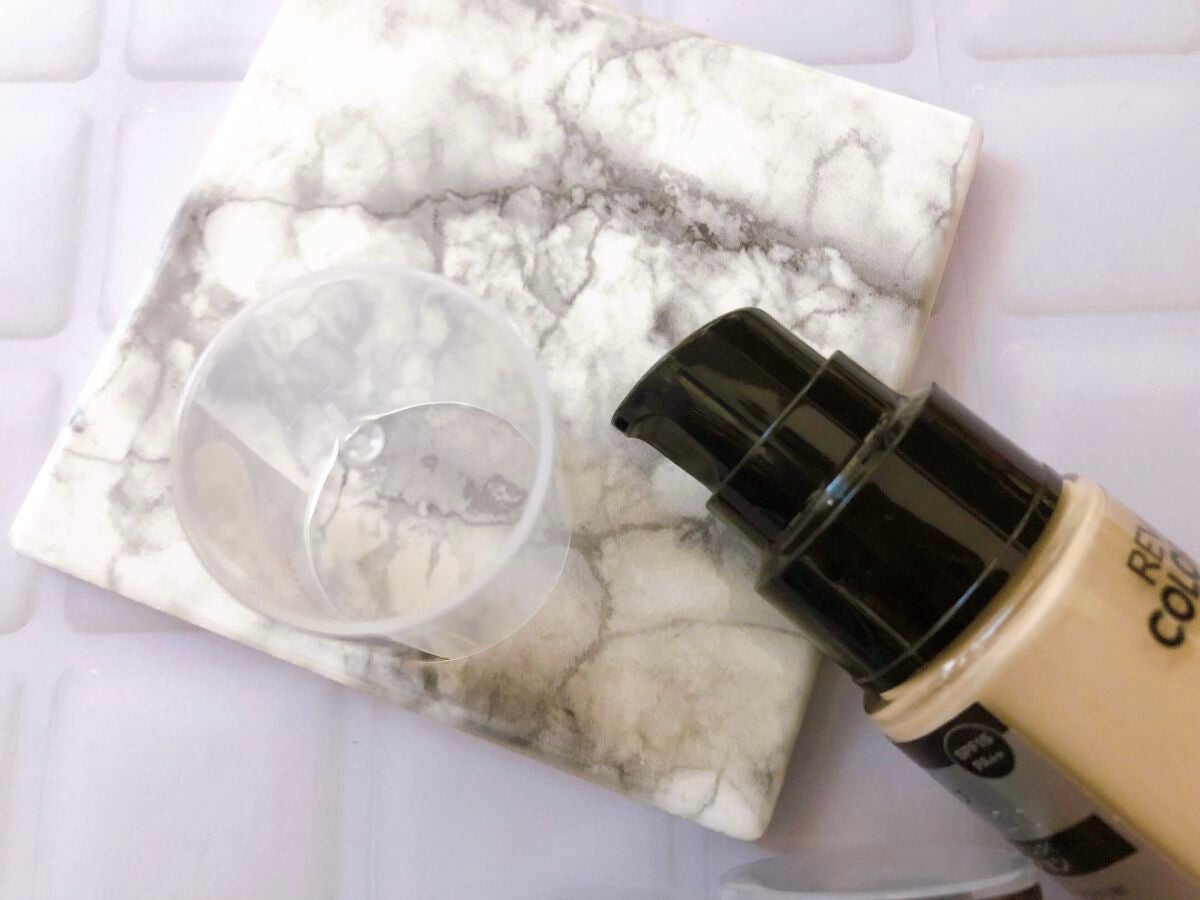 カラーステイ ロングウェア メイクアップ/REVLON/リキッドファンデーションを使ったクチコミ(2枚目)