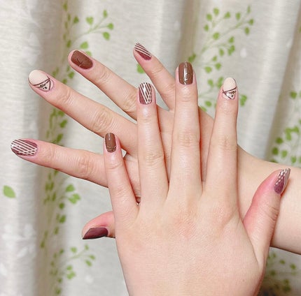 DAISO×紗々 UV GEL ネイルシール/DAISO/ネイルシールを使ったクチコミ(2枚目)