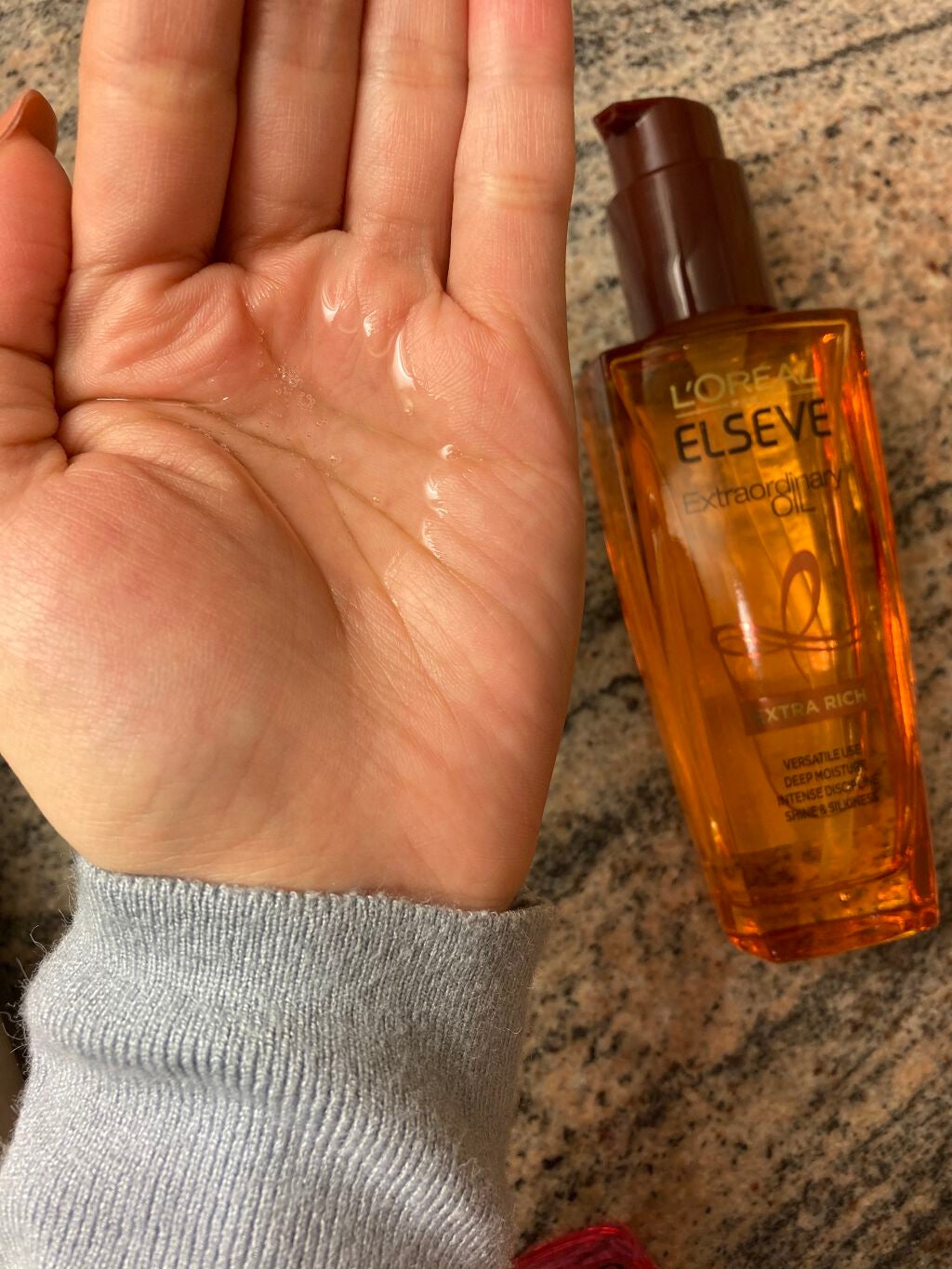 エルセーヴ エクストラオーディナリーオイル エクストラリッチ フィニッシュ/ロレアル パリ/ヘアオイルを使ったクチコミ(2枚目)