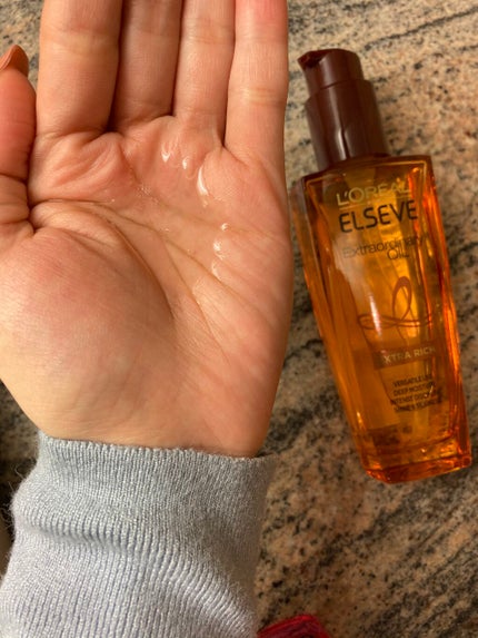 エルセーヴ エクストラオーディナリーオイル エクストラリッチ フィニッシュ/ロレアル パリ/ヘアオイルを使ったクチコミ(2枚目)