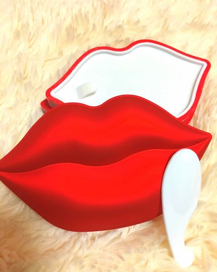 リップマスク ローズ/KOCOSTAR(ココスター)/シートマスク・パックを使ったクチコミ(2枚目)