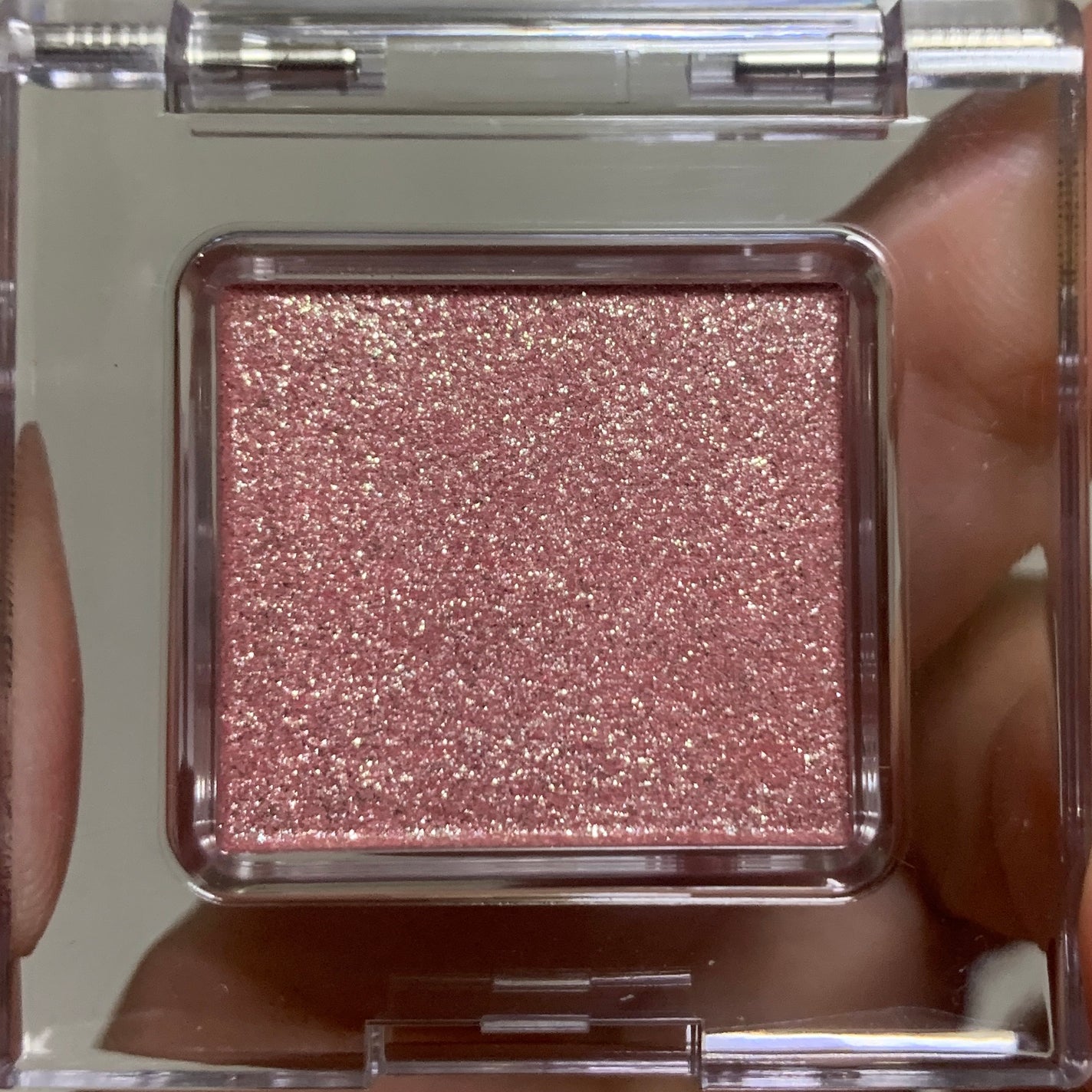 マルチカラーバリエーション スパークル/チャコット・コスメティクス/単色アイシャドウを使ったクチコミ(2枚目)