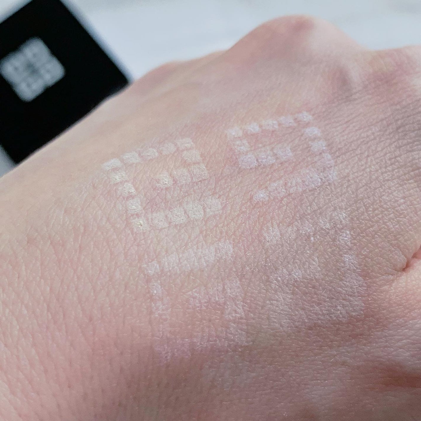 プリズム・リーブル/GIVENCHY/ルースパウダーを使ったクチコミ(6枚目)