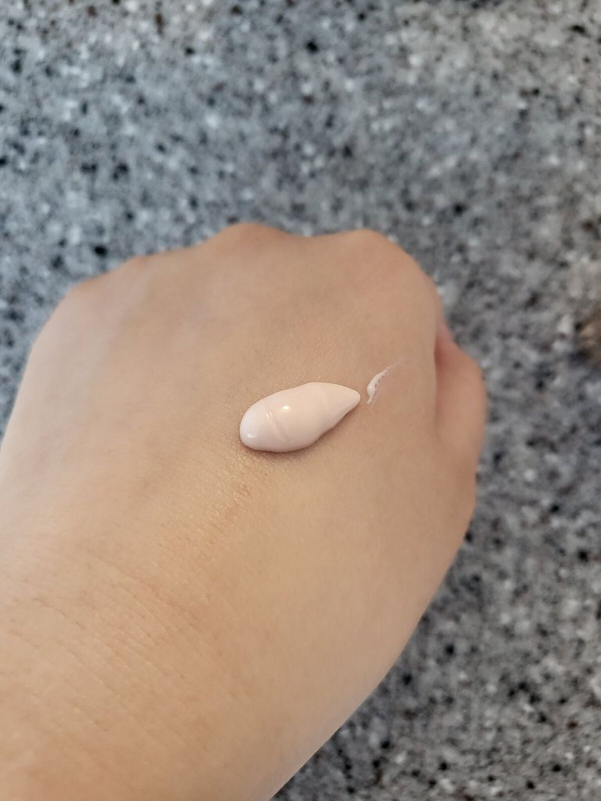 ウォータースプラッシュサンクリーム/espoir/日焼け止め・UVケアを使ったクチコミ(3枚目)