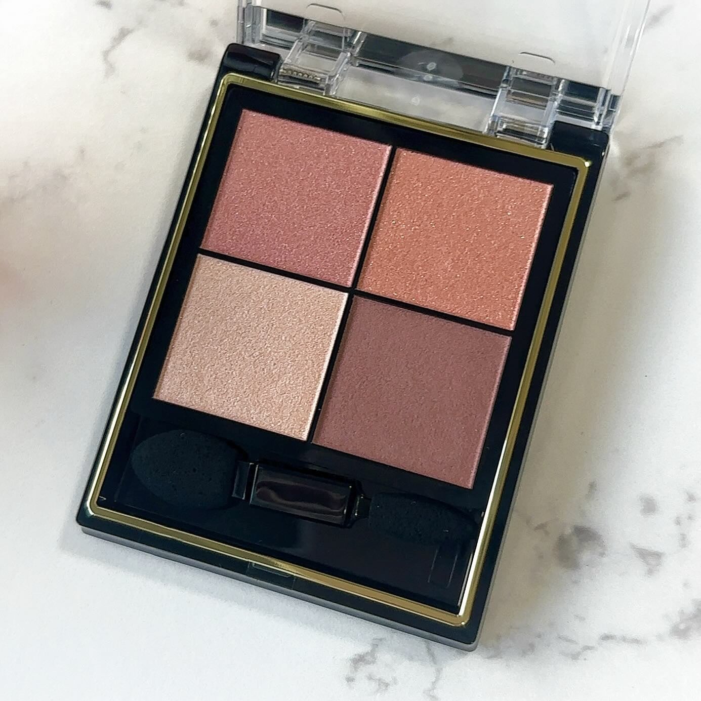 リアルクローズシャドウ/excel/アイシャドウパレットを使ったクチコミ(2枚目)