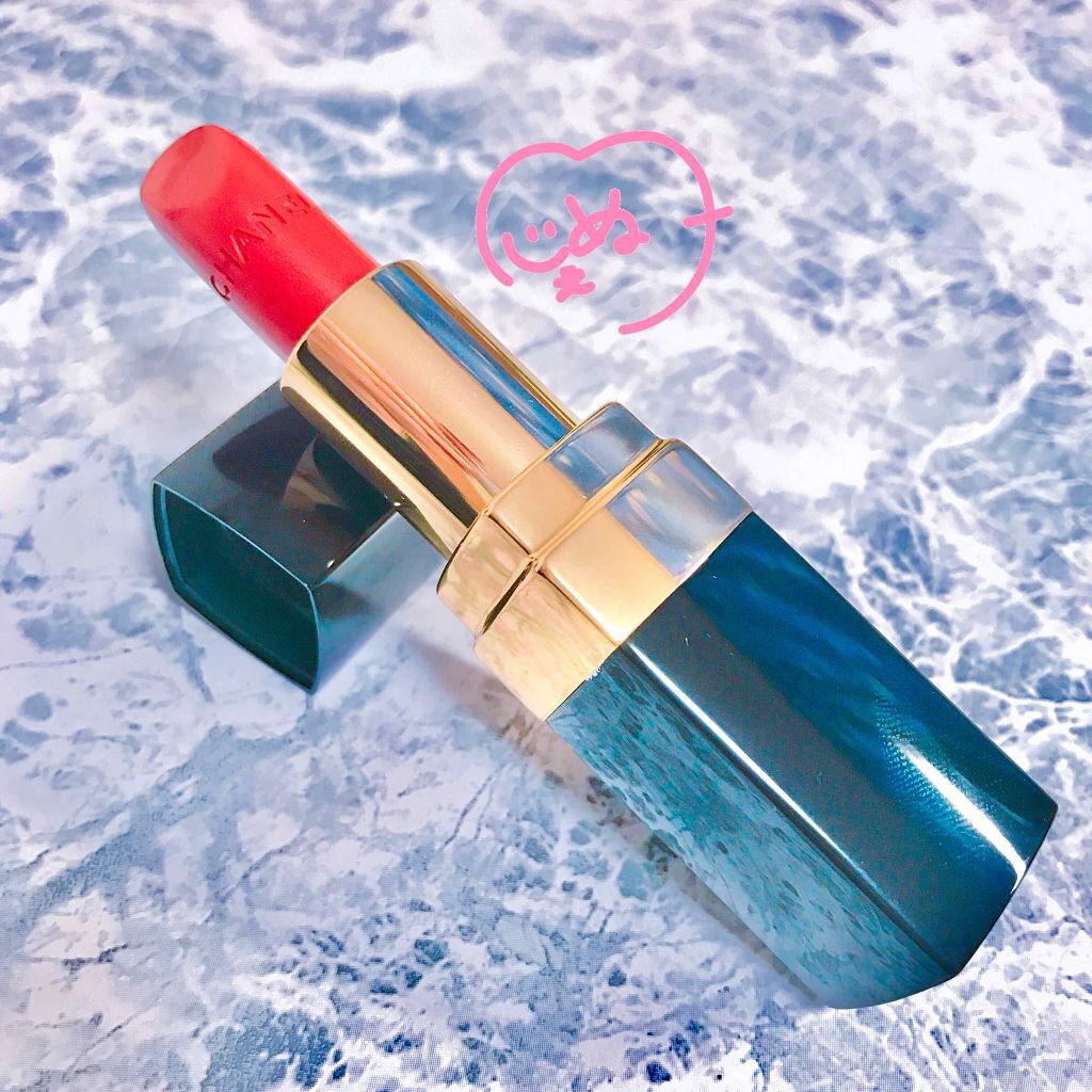 
CHANELといえばルージュココ
ルージュココといえばガブリエル


ちょっと特別なコスメって誰かにプレゼントされるのもいいけど、なんだか無性にどーしても自分で買いたい！っていうものありませんか？

私はそれが、ルージュココのガブリエルで